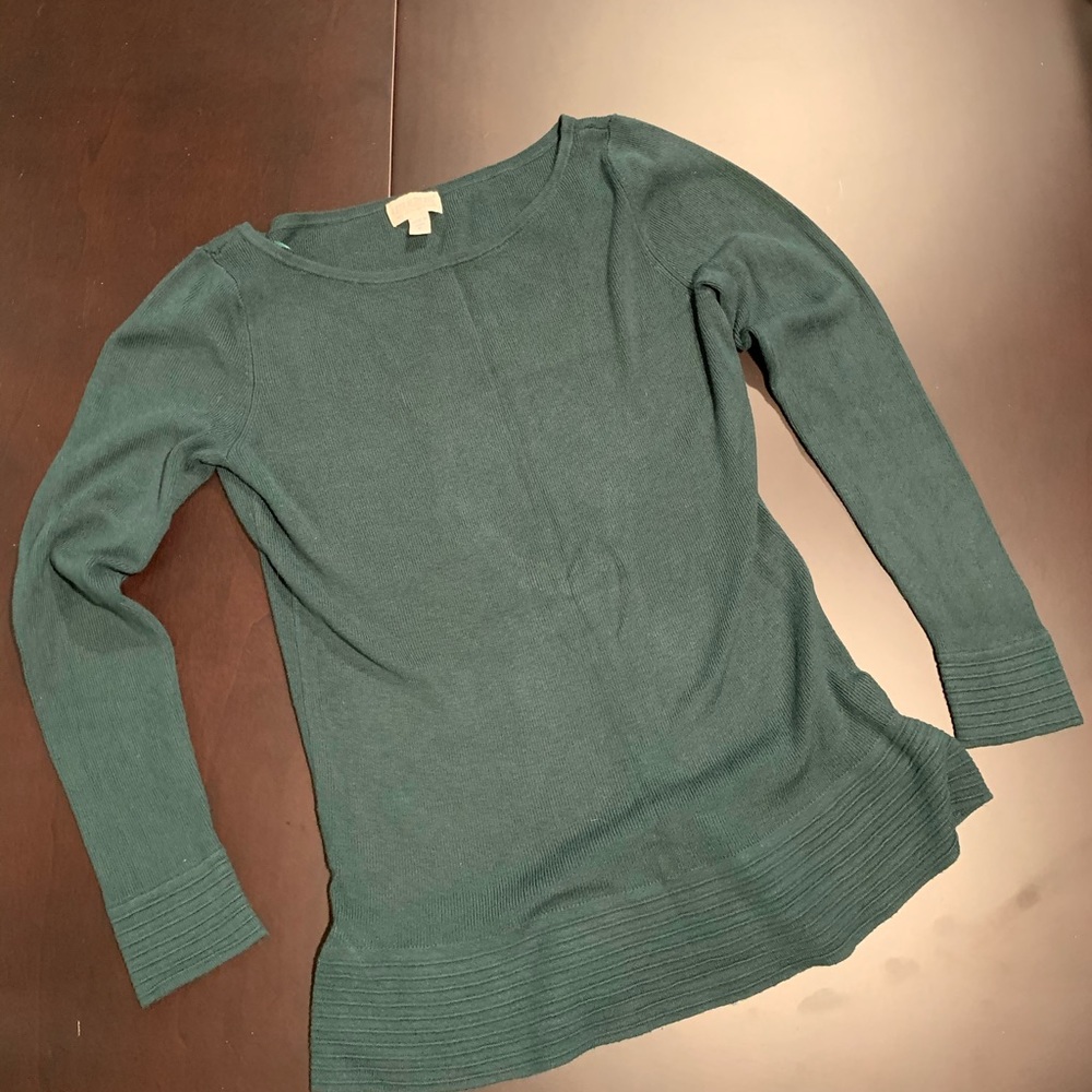 A Pea in the Pod lightweight maternity top